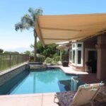 مظلات مسابح